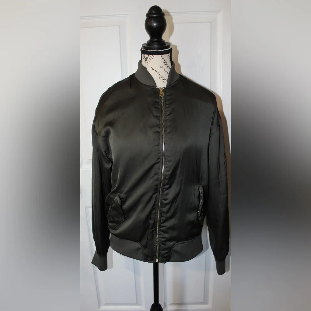 Army Green Bomber Jacket - Picture 6 of 7